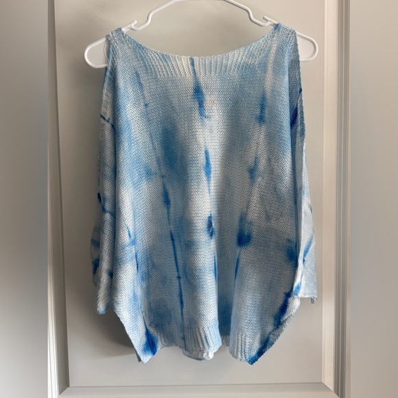 Luisa’s Ricci Blue Tie-Dye Knit Top - Picture 1 of 9